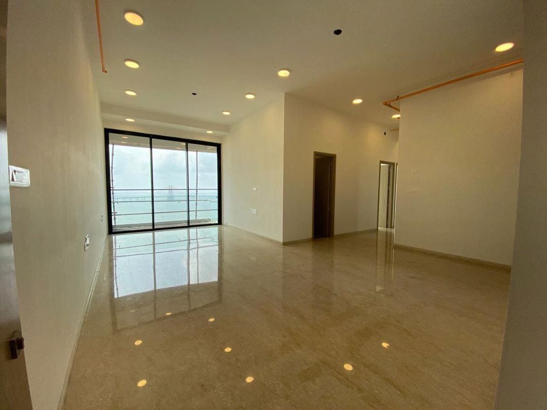 4 BHK + Servant Room,Study Room Apartment For Sale in Prabhadevi CHS