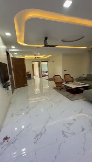 Team Area in 3 BHK Builder Floor at BPTP Parkland Pride Phase 2, Sector 77 – for Sale