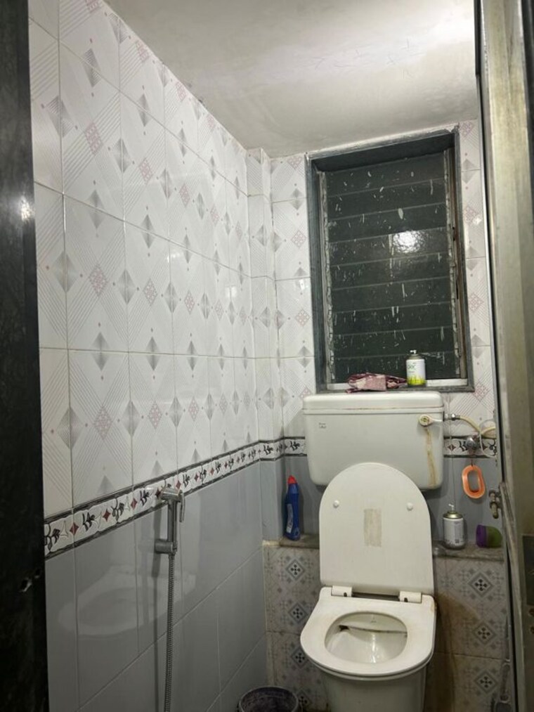 Bathroom, chakala 1 Bedroom 450 Sq.Ft. Apartment In Chakala Mumbai 10285849
