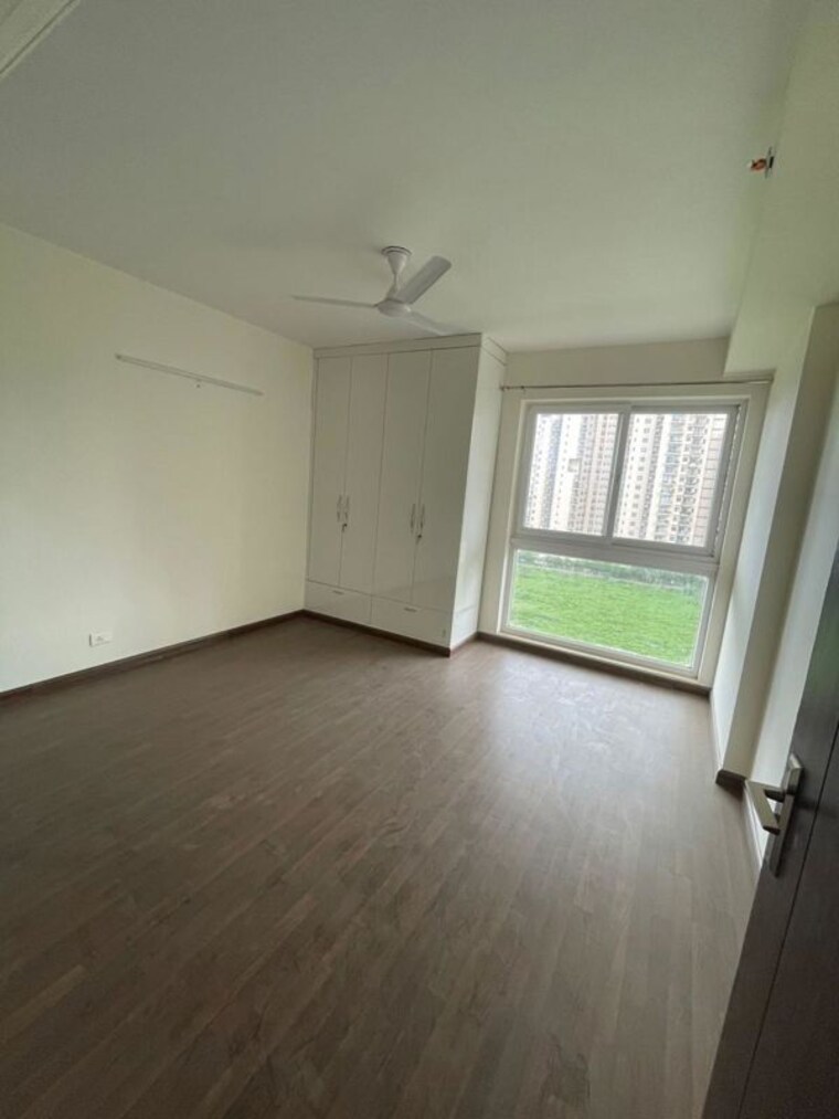 Room, bptp-mansions-park-prime 4 Bedroom 3000 Sq.Ft. Apartment In Sector 66 Gurgaon 10286120