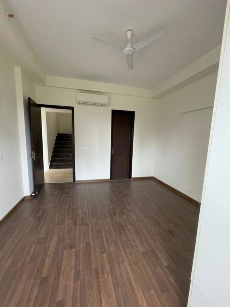 Room, bptp-mansions-park-prime 4 Bedroom 3000 Sq.Ft. Apartment In Sector 66 Gurgaon 10286120