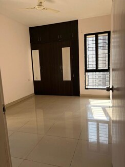2 BHK + Pooja Room,Servant Room,Study Room,Extra Room,Basement Apartment For Sale in Nanded Asawari