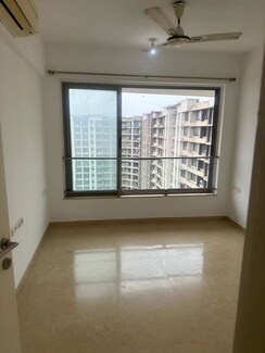 2 BHK + Extra Room Apartment For Rent in Kalpataru Aura