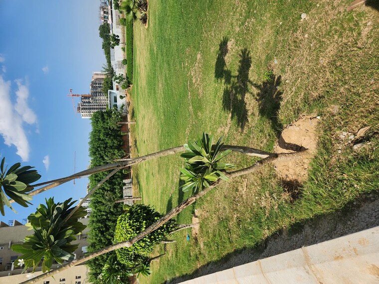 Garden, jms-the-pearl  131 Sq.Yd. Plot In Sector 95 Gurgaon 10286345