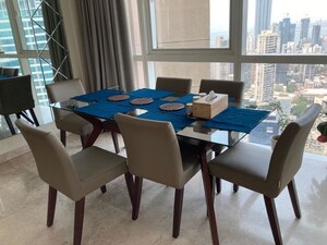 Team Area in 3 BHK Apartment at Indiabulls Blu, Worli – for Rent