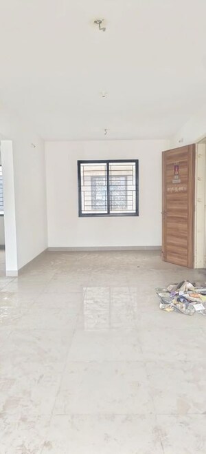 Room in 2 BHK Apartment at Nanded City Madhuvanti, Sinhagad Road – for Sale
