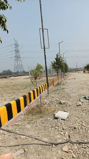 Plot Area in 2 BHK Villa at VJ DH2 Paradise, Kursi Road – for Sale