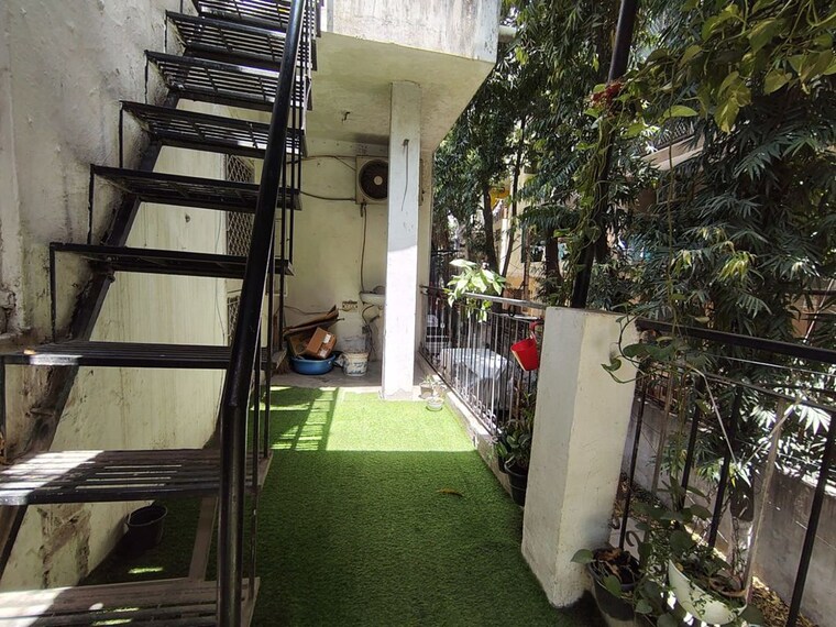 Balcony, ber sarai 2 Bedroom 900 Sq.Ft. Apartment In Ber Sarai Delhi 10286410