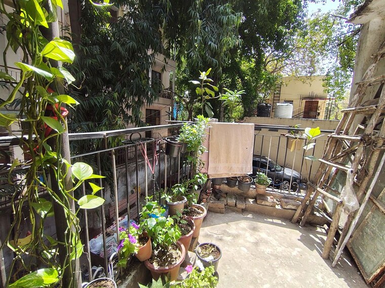 Balcony, ber sarai 2 Bedroom 900 Sq.Ft. Apartment In Ber Sarai Delhi 10286410