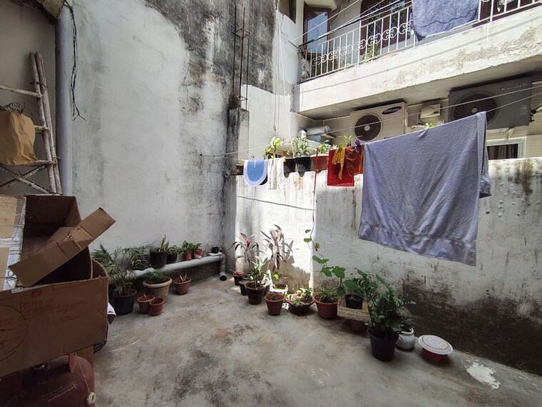 Exterior View, ber sarai 2 Bedroom 900 Sq.Ft. Apartment In Ber Sarai Delhi 10286410