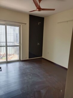 3 BHK + Study Room Builder Floor For Rent in BPTP Elite Floors
