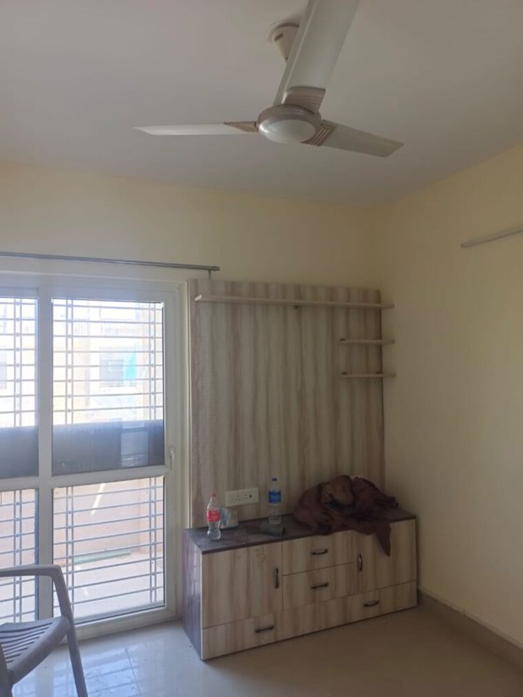 Living Room, bptp-elite-floors 3 Bedroom 250 Sq.Yd. Builder Floor In Sector 83 Faridabad 10286366