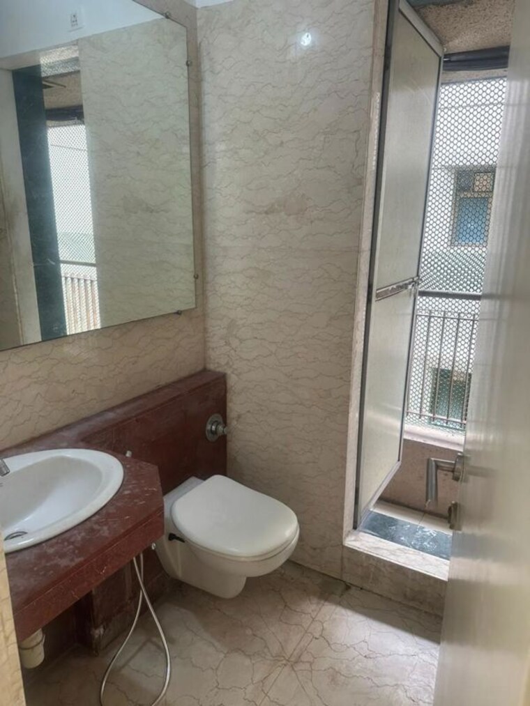 Bathroom, kalpataru-aura 2 Bedroom 750 Sq.Ft. Apartment In Ghatkopar West Mumbai 10286374