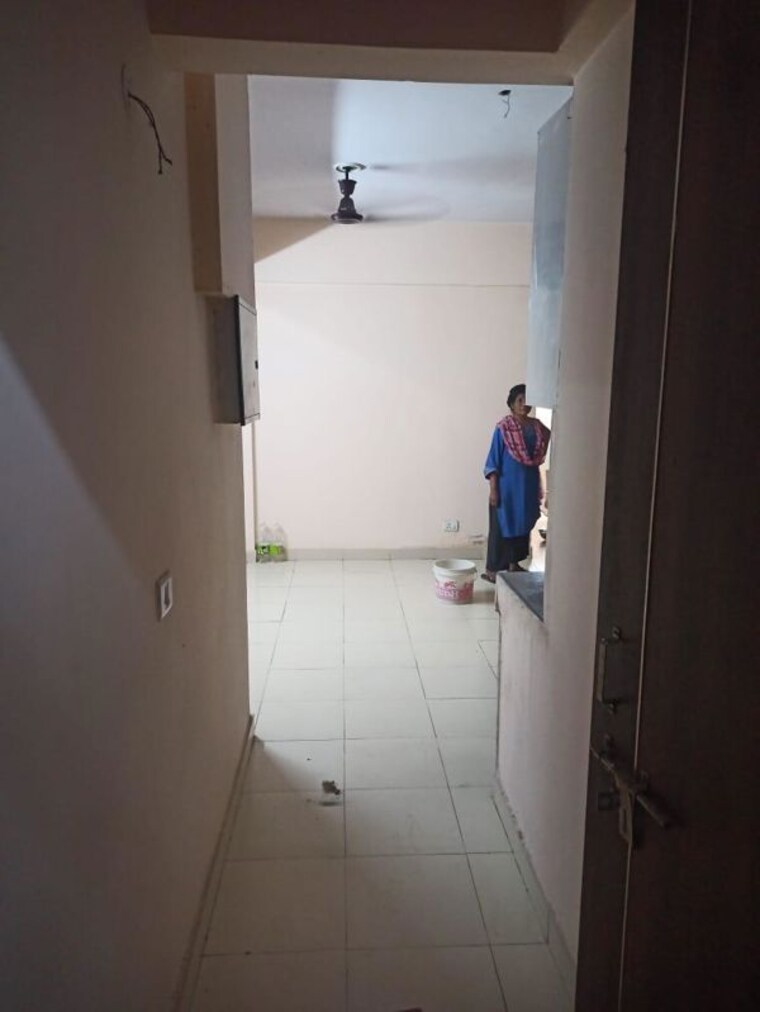 Bathroom, auric-city-homes 3 Bedroom 500 Sq.Ft. Apartment In Sector 82 Faridabad 10286560