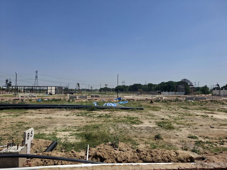 undefined, raghunathpur  117 Sq.Yd. Plot In Raghunathpur Hapur 10286370