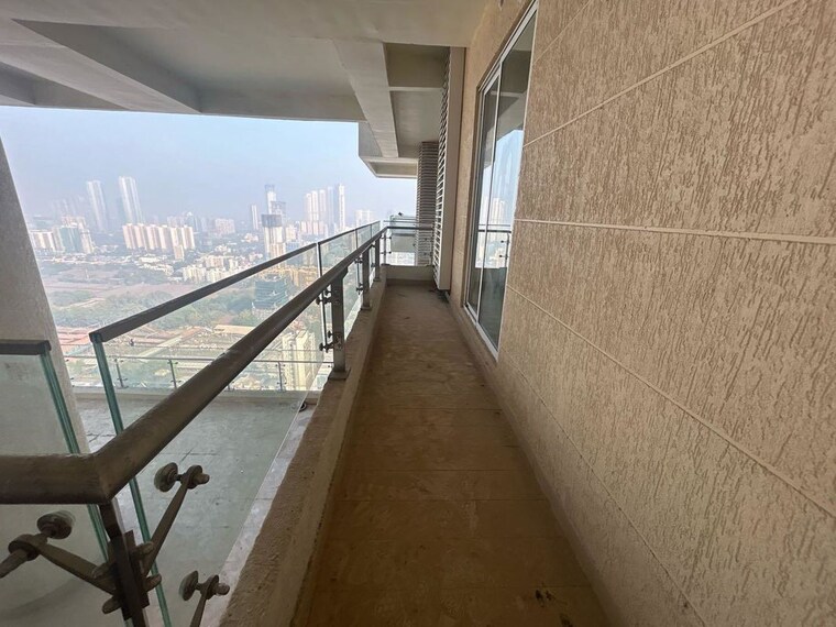 Balcony, indiabulls-blu 2 Bedroom 1100 Sq.Ft. Apartment In Worli Mumbai 10286594