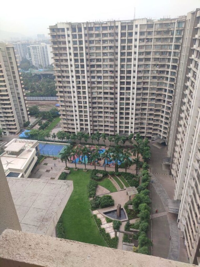 Balcony, kalpataru-aura 2 Bedroom 750 Sq.Ft. Apartment In Ghatkopar West Mumbai 10286588