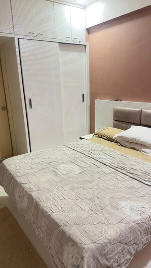 Bedroom in 2.5 BHK Apartment at Ratnaakar Richmond Grand, Makarba – for Rent