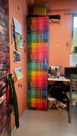 Furnished Amenities in 2.5 BHK Apartment at Ratnaakar Richmond Grand, Makarba – for Rent