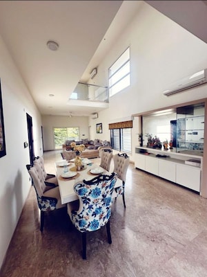 Parking in 4 BHK Villa at Sobha City Gurgaon, Sector 108 – for Sale