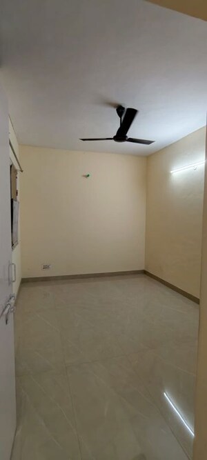 Room in 2 BHK Builder Floor at Rohini Sector 13 – for Rent