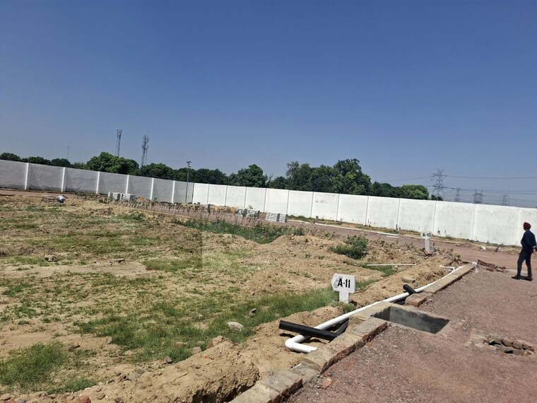 undefined, raghunathpur Commercial Land 133 Sq.Yd. In Raghunathpur Hapur 10286596