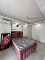 1 Rk  250 Sq.Ft. Builder Floor in Ansal Boom Plaza