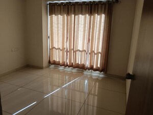 Room in 2 BHK Builder Floor at Rajouri Garden – for Rent