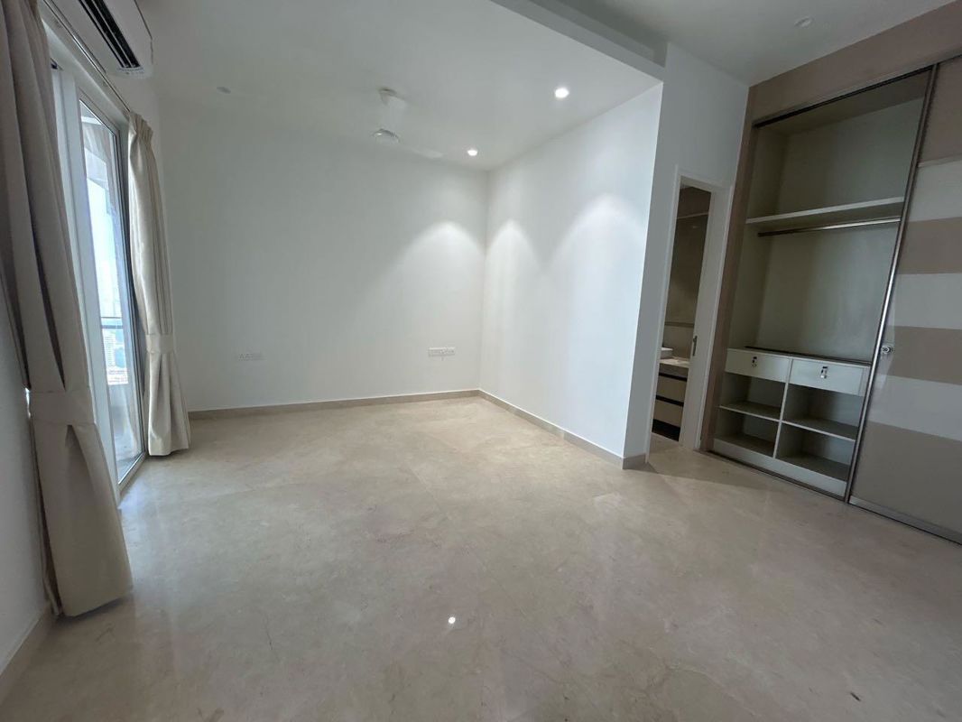 4 BHK + Pooja Room Apartment For Rent in Indiabulls Blu