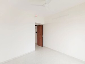 Room in 2 BHK Apartment at Parikh Yash Platina, Virar West – for Sale