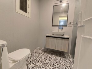 Bathroom in 3 BHK Villa at Ansal Florence Classic, South City 1 – for Rent