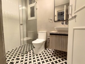 Bathroom in 3 BHK Villa at Ansal Florence Classic, South City 1 – for Rent