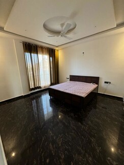 1 BHK + Pooja Room Builder Floor For Rent in Sector 78