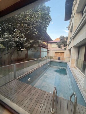 Balcony in 5 BHK Villa at Wazirganj – for Sale