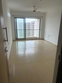 2 BHK + Extra Room Apartment For Rent in Kalpataru Aura