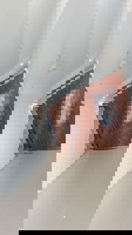 3.5 BHK 2500 Sq.Ft. Apartment in Mahagun Mezzaria