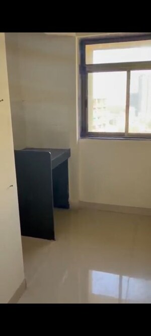 Room in 2.5 BHK Apartment at Runwal Garden City, Balkum Pada – for Sale