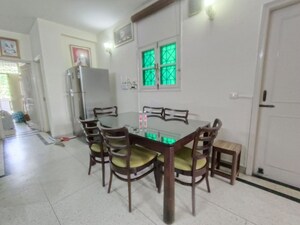 Gym in 2 BHK Villa at Unitech South City 1, South City 1 – for Rent