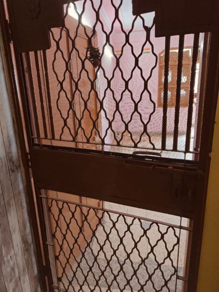 Balcony, shalimar garden 2 Bedroom 647 Sq.Ft. Builder Floor In Shalimar Garden Ghaziabad 10287412