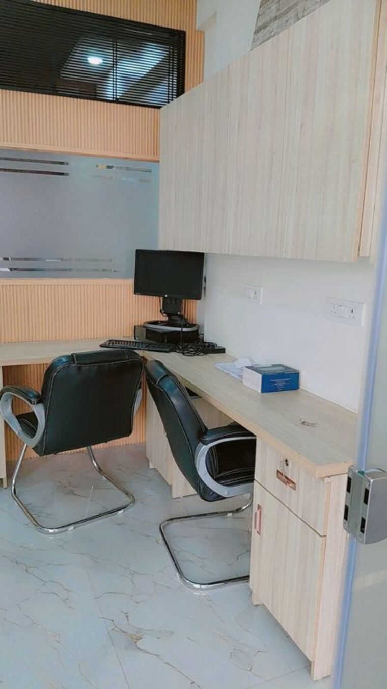 Team Area, ansal-sushant-shopping-arcade Commercial Shop 272 Sq.Ft. In Sector 27 Gurgaon 10287248