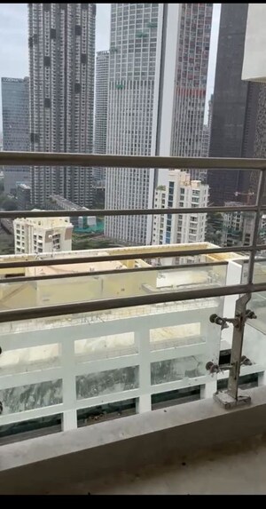 Balcony in 3 BHK Apartment at Lokhandwala Minerva Mahalaxmi, Mahalaxmi – for Rent