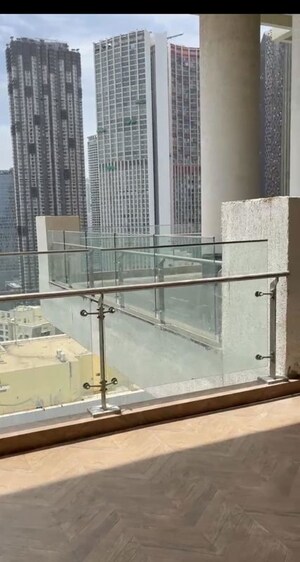 Balcony in 3 BHK Apartment at Lokhandwala Minerva Mahalaxmi, Mahalaxmi – for Rent