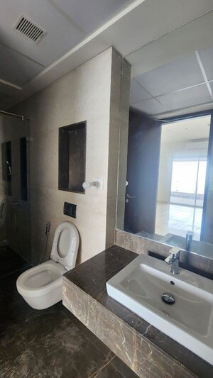 Bathroom in 3 BHK Apartment at Lokhandwala Minerva Mahalaxmi, Mahalaxmi – for Rent
