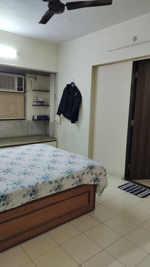 Bedroom in 2 BHK Apartment at Dosti Olive, Wadala East – for Sale