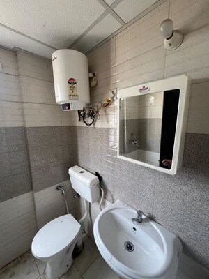 Bathroom in 2 BHK Apartment at Signature Global Orchard Avenue, Sector 93 – for Rent