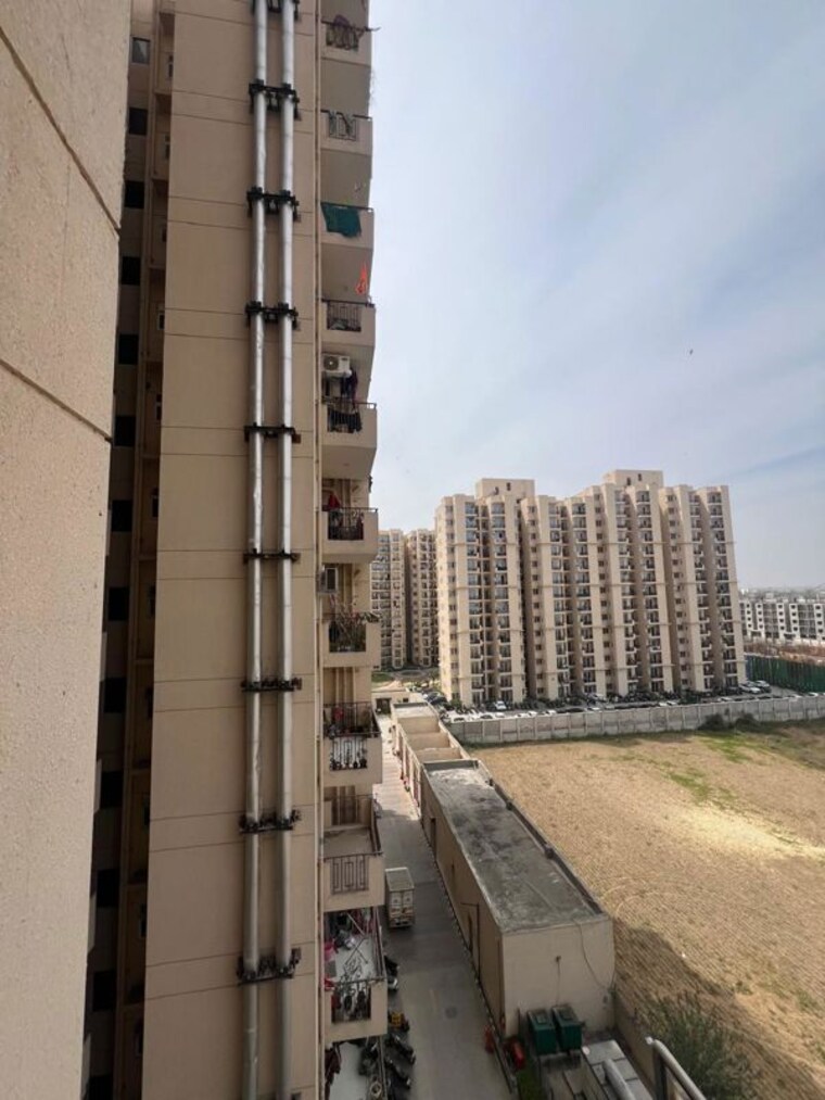 Exterior View, signature-global-orchard-avenue 2 Bedroom 600 Sq.Ft. Apartment In Sector 93 Gurgaon 10287863