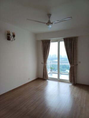 4 BHK Apartment For Sale in DLF Park Place, Sector 54
