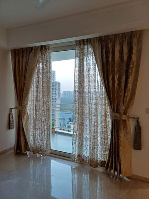 Living Room in 4 BHK Apartment at DLF Park Place, Sector 54 – for Sale