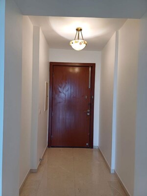 Building Lobby in 4 BHK Apartment at DLF Park Place, Sector 54 – for Sale