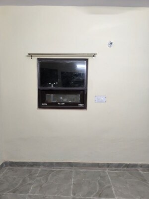 Furnished Amenities in 1 BHK Villa at Sector 56 – for Rent